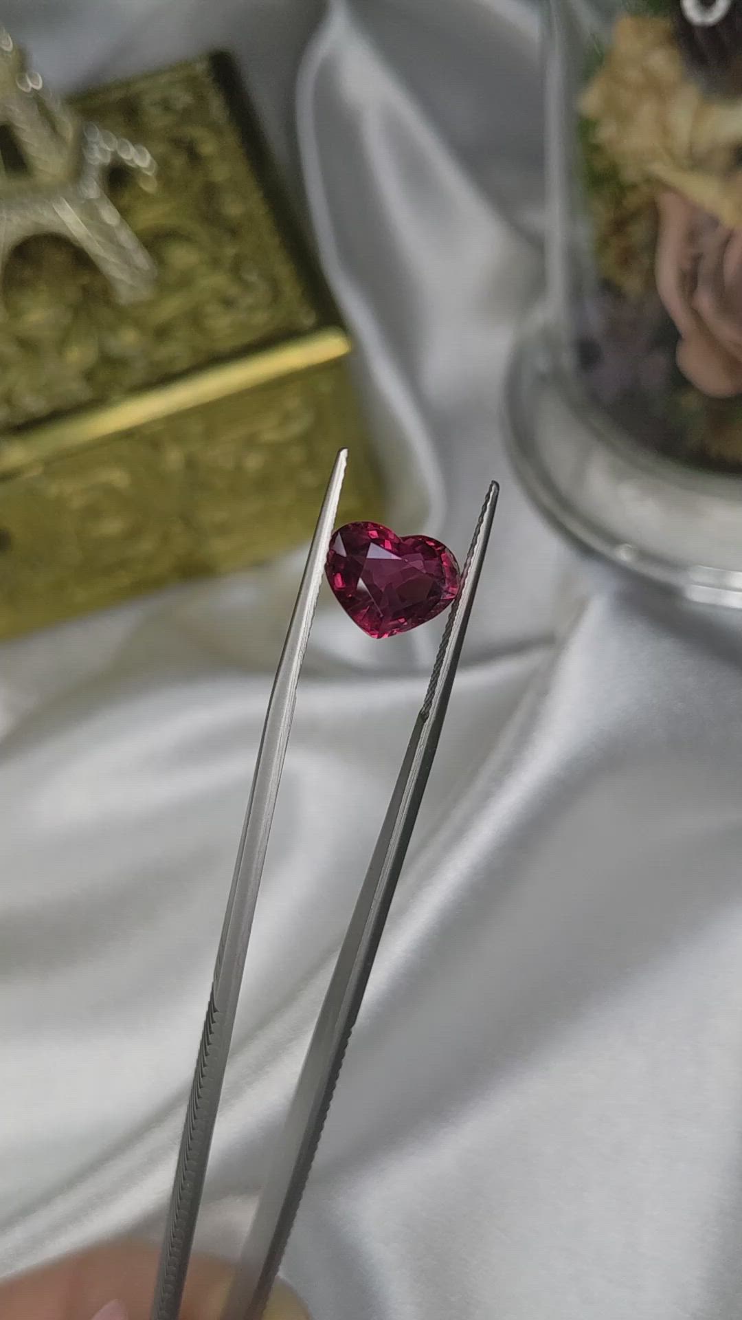 4.00 Ct. Ruby from Mozambique Size Video