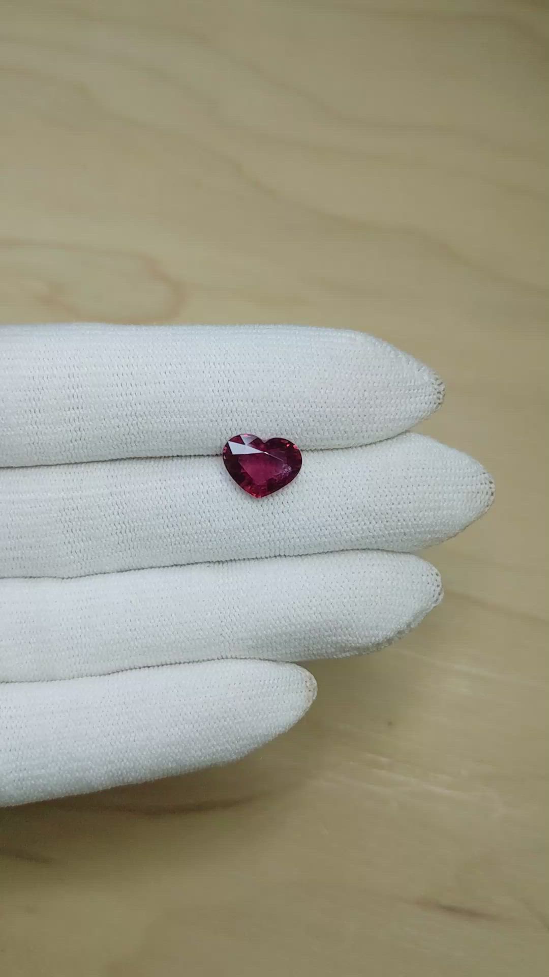 4.00 Ct. Ruby from Mozambique Size Video