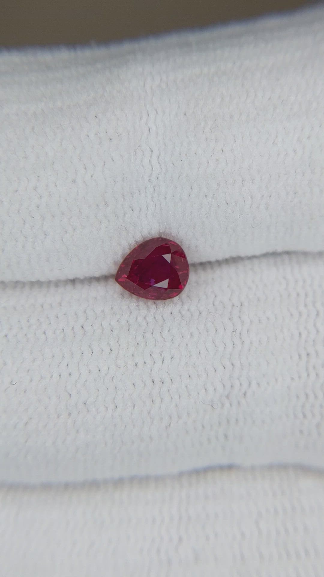 0.90 Ct. Purplish Red Ruby from Burma (Myanmar) Size Video
