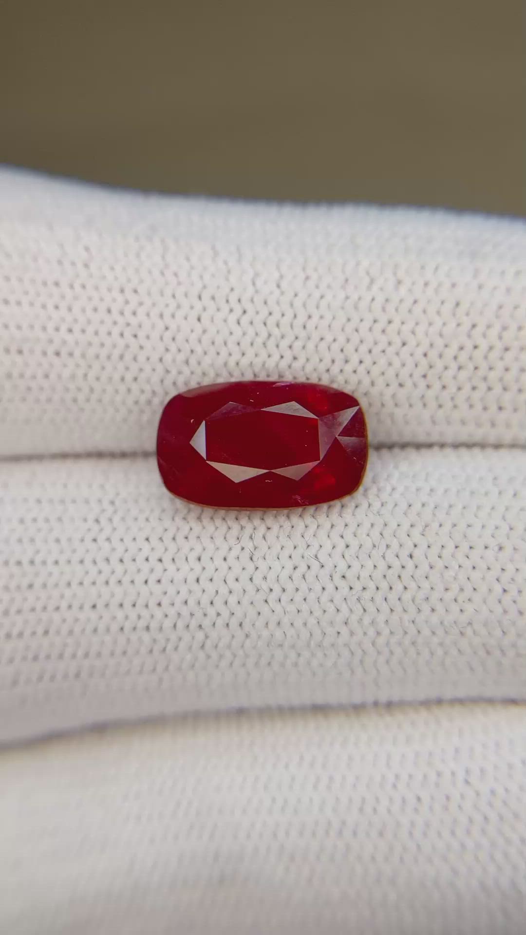 5.02 Ct. Ruby from Burma (Myanmar) Size Video
