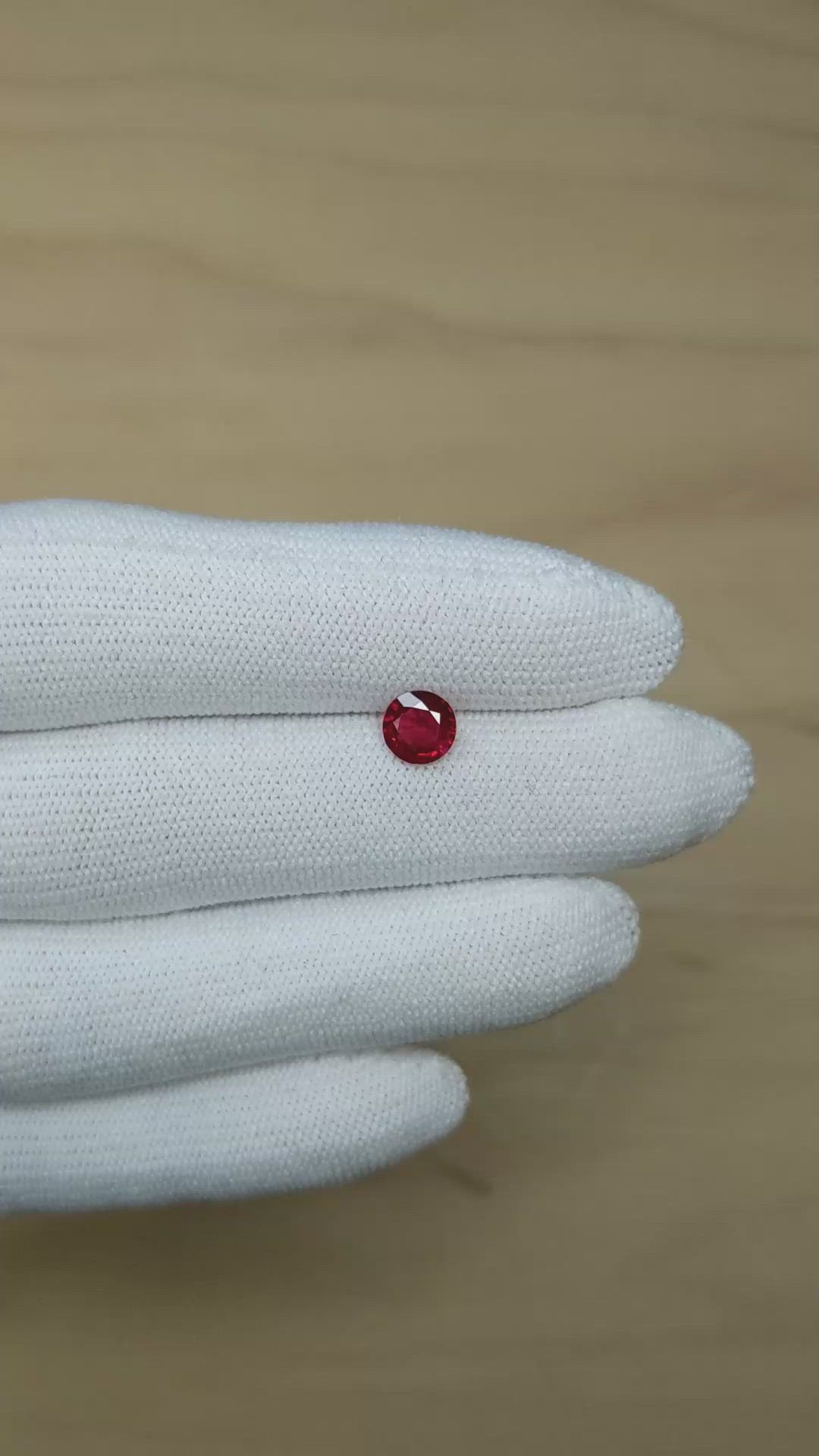 0.71 Ct. Ruby from Mozambique Size Video