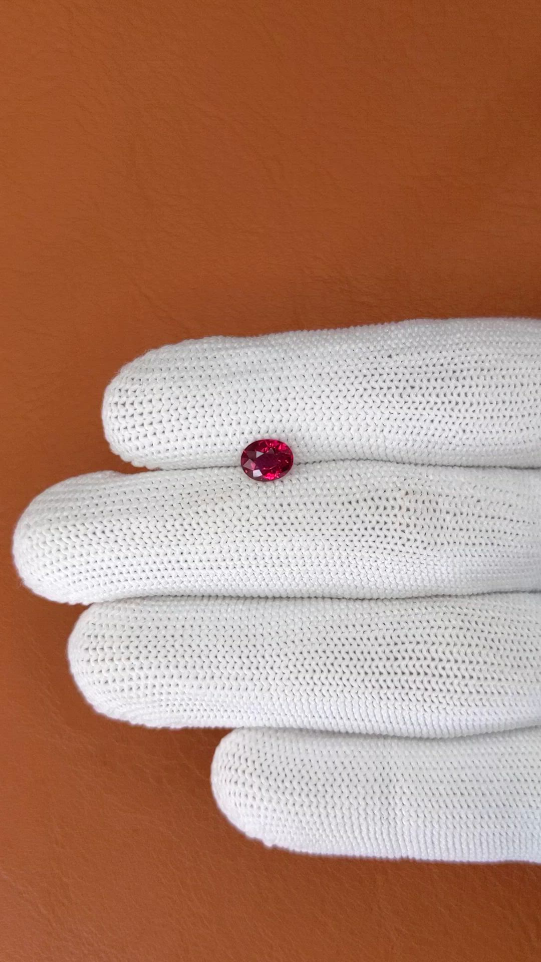 1.07 Ct. Purplish Red Ruby from Ceylon (Sri Lanka) Size Video