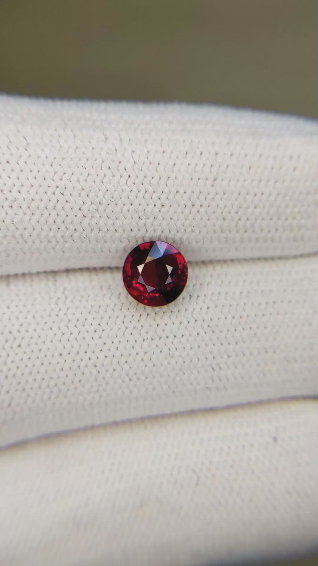 1.51 Ct. Ruby from Burma (Myanmar) Size Video