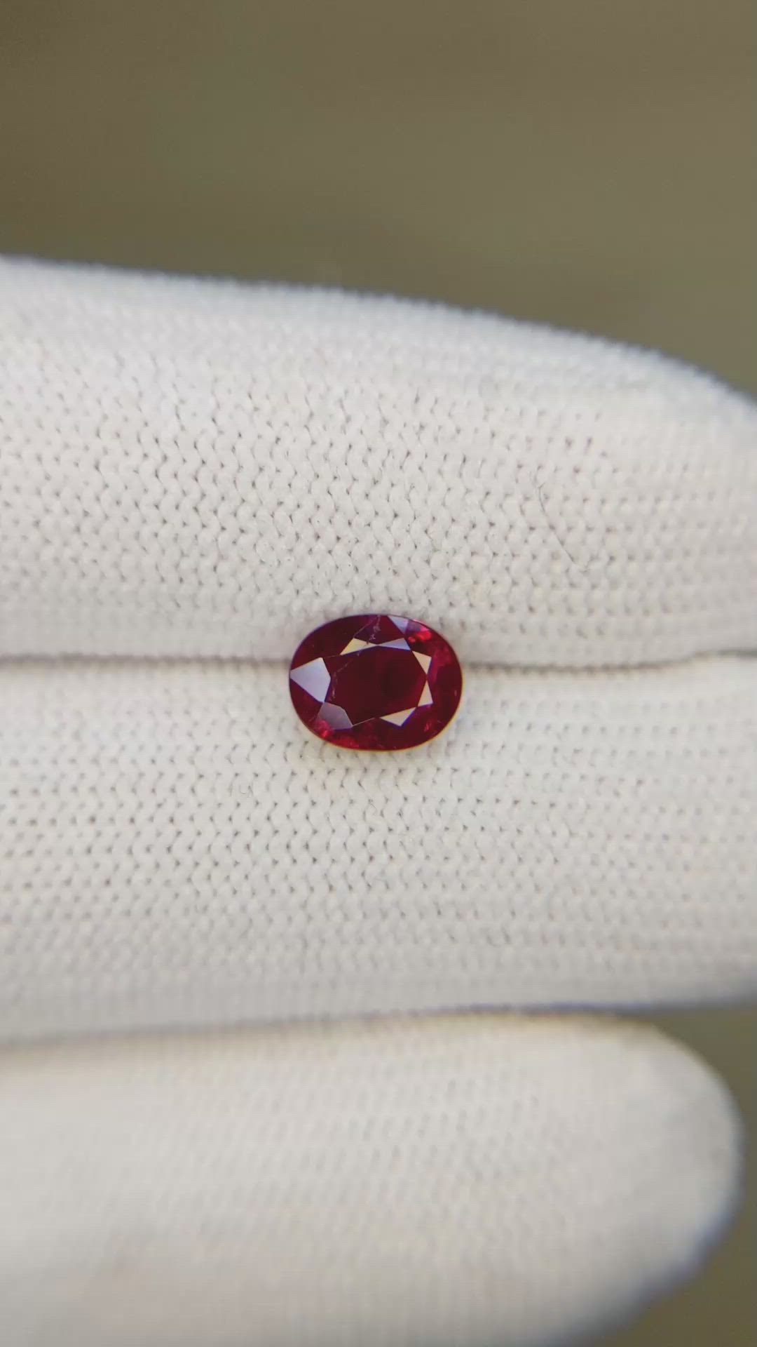1.30 Ct. Ruby from Burma (Myanmar) Size Video
