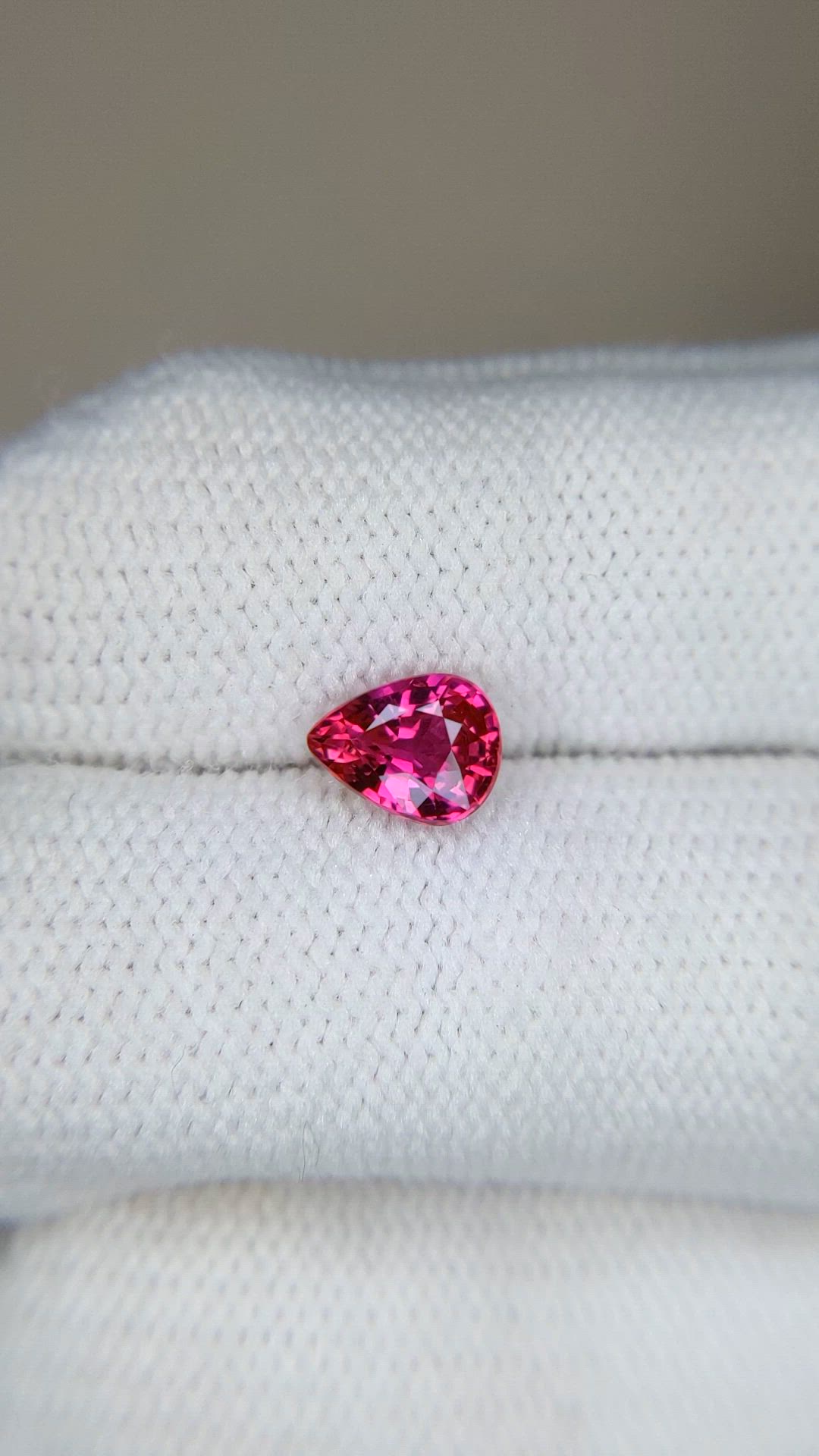 1.02 Ct. Pinkish Red Ruby from Mozambique Size Video