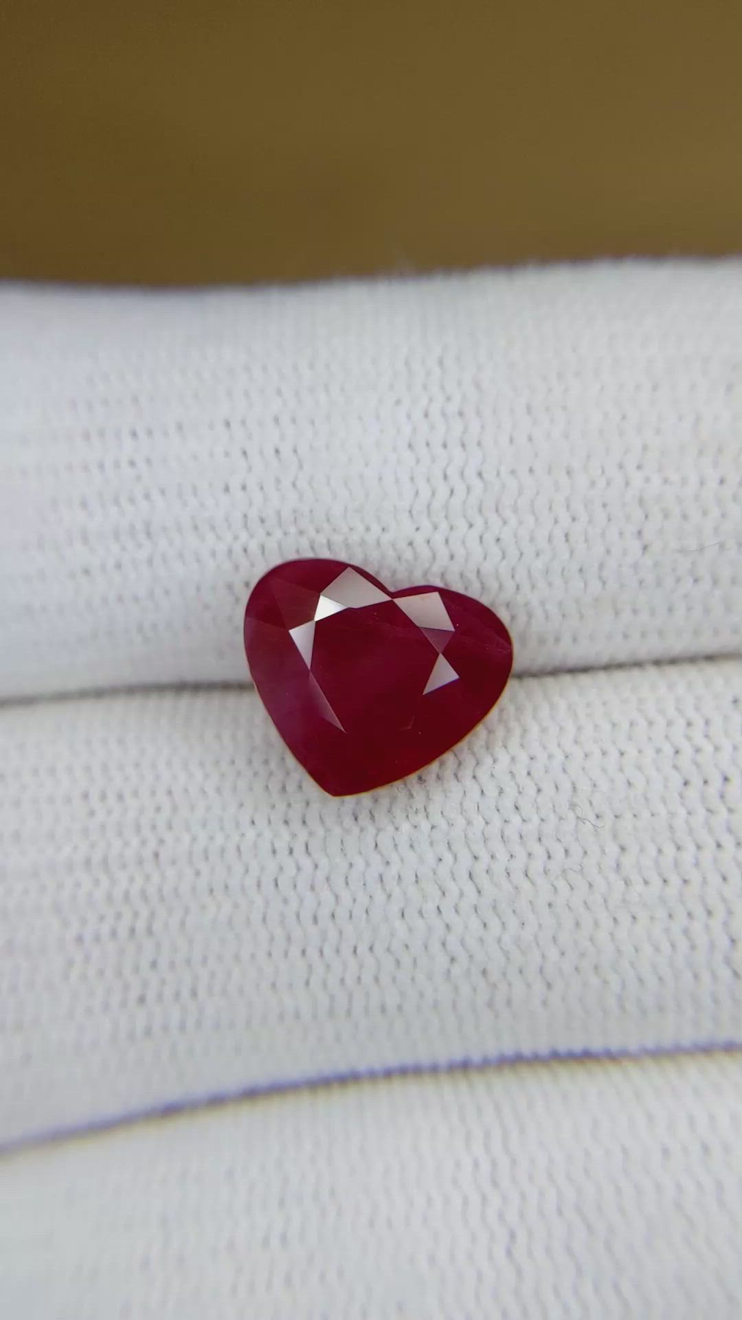 5.05 Ct. Ruby from Burma (Myanmar) Size Video
