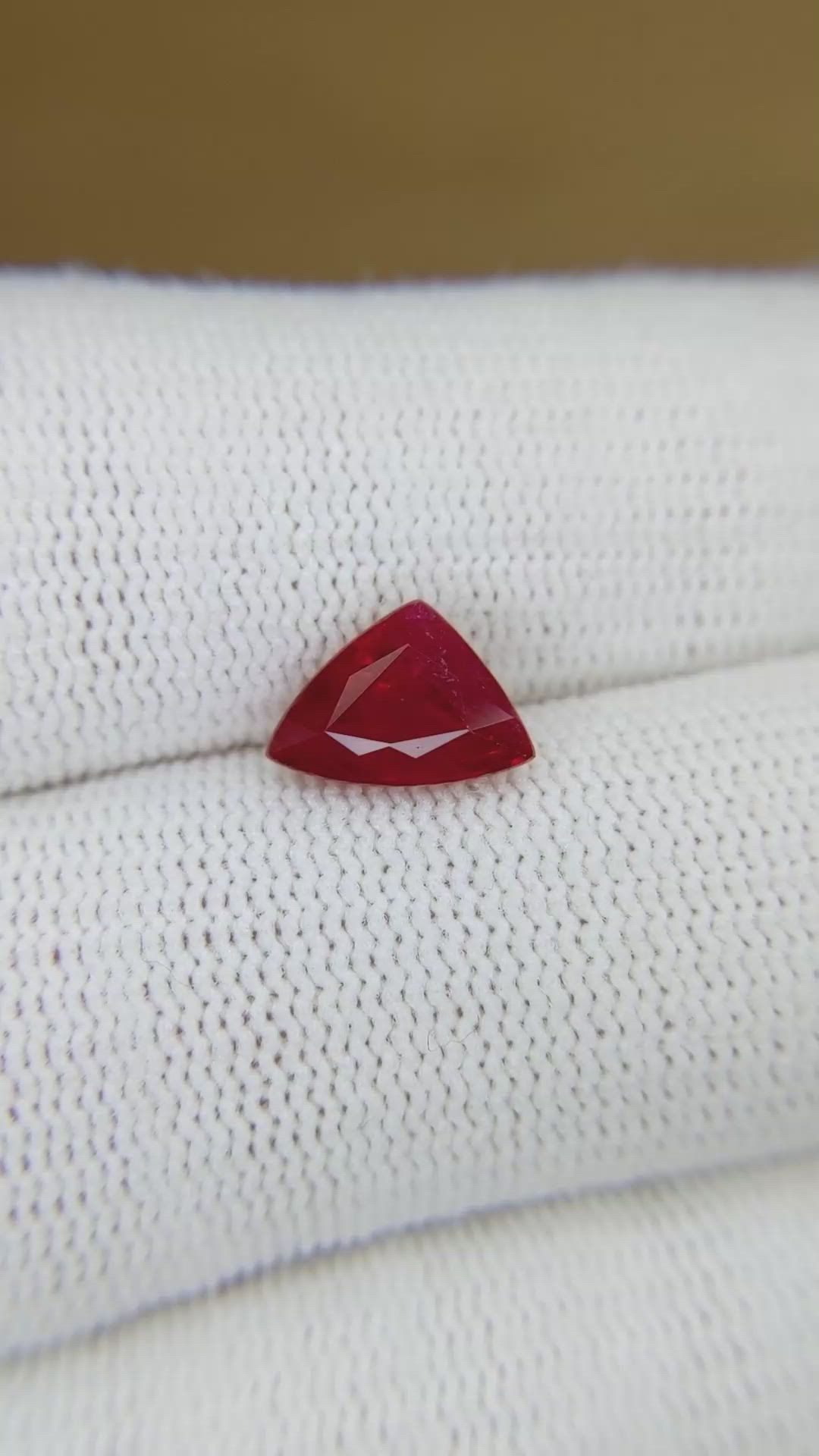 2.20 Ct. Ruby from Burma (Myanmar) Size Video