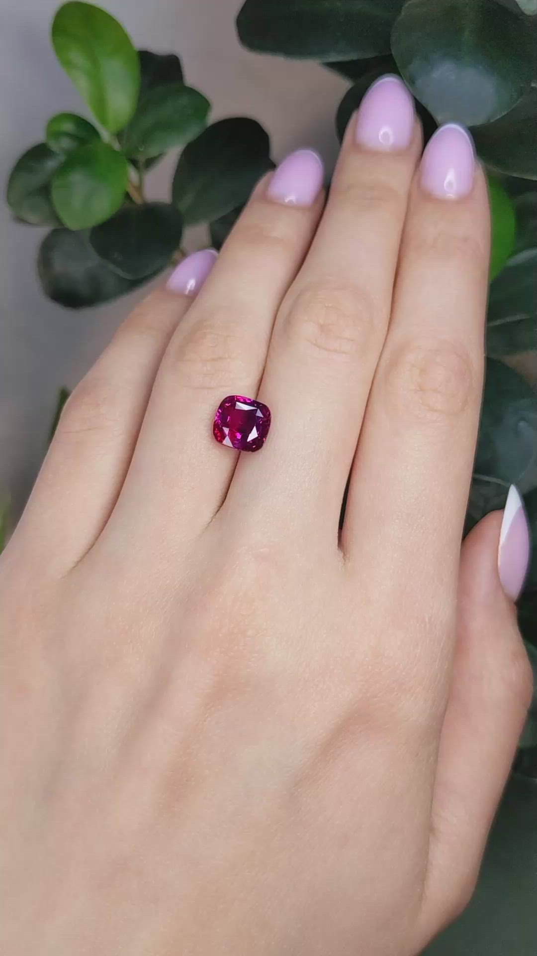4.07 Ct. Purplish Red Ruby from Mozambique Size Video