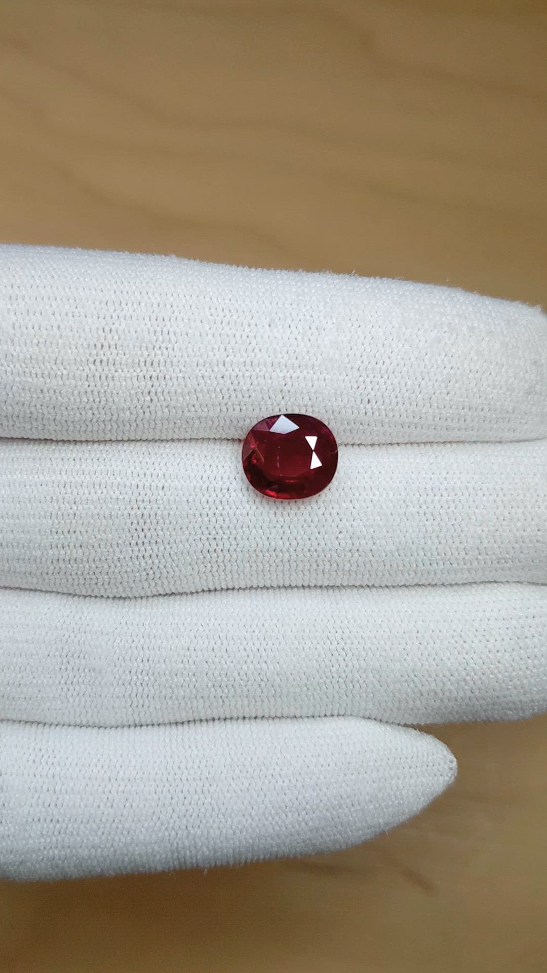 4.03 Ct. Ruby from Mozambique Size Video
