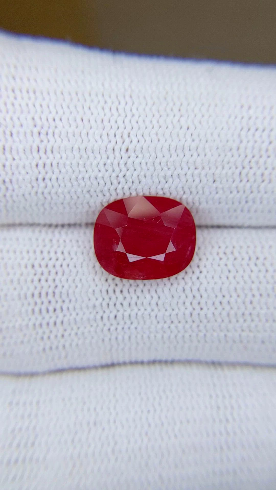 3.90 Ct. Pinkish Red Ruby from Mozambique Size Video