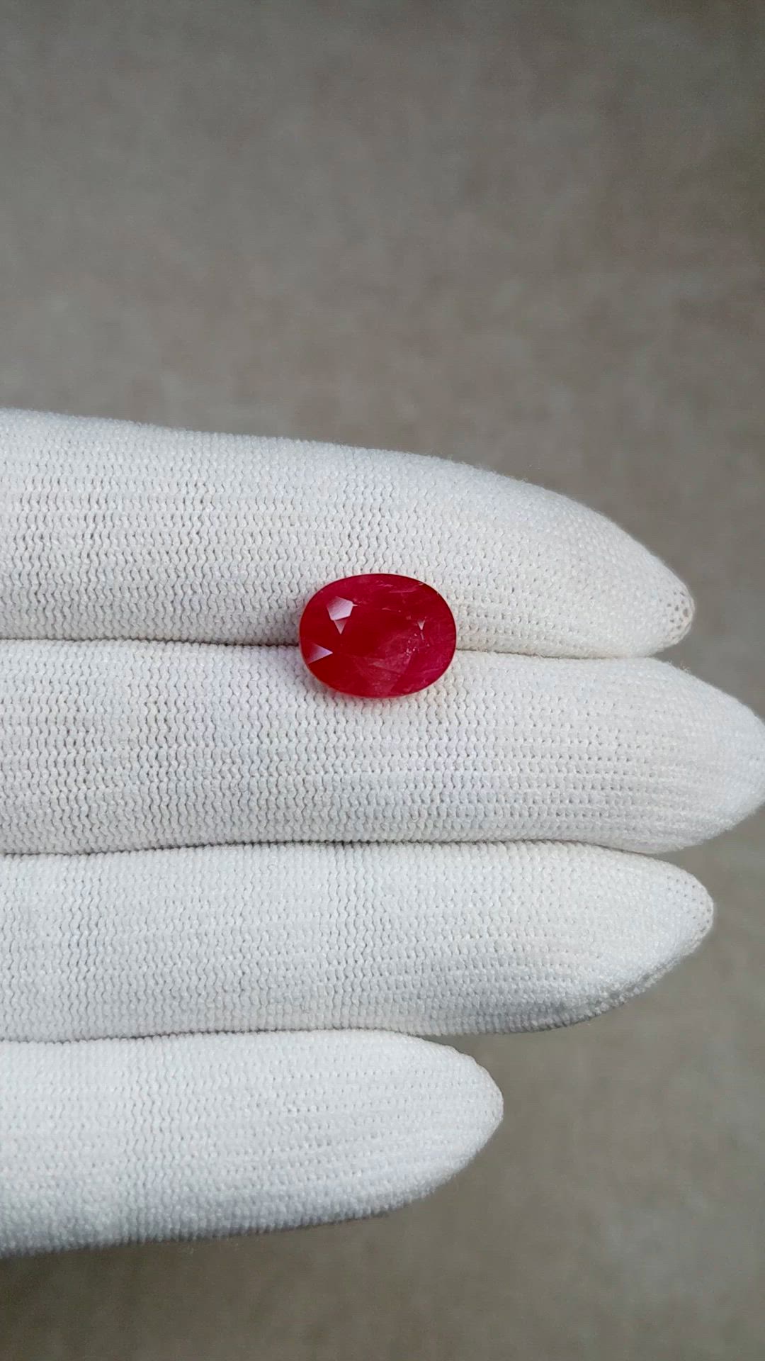 5.63 Ct. Pinkish Red Ruby from Mozambique Size Video